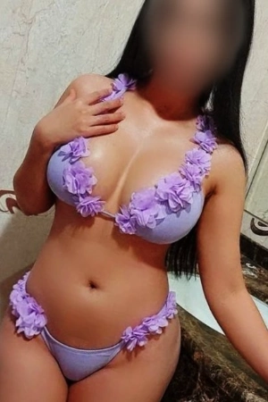 Foreign College Girl in Mumbai provide escorts in Mira Road